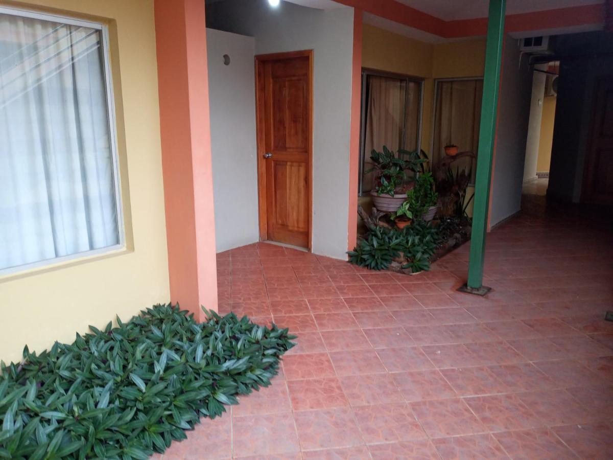 Hotel Palmeras Galapagos Puerto Ayora  Extérieur photo